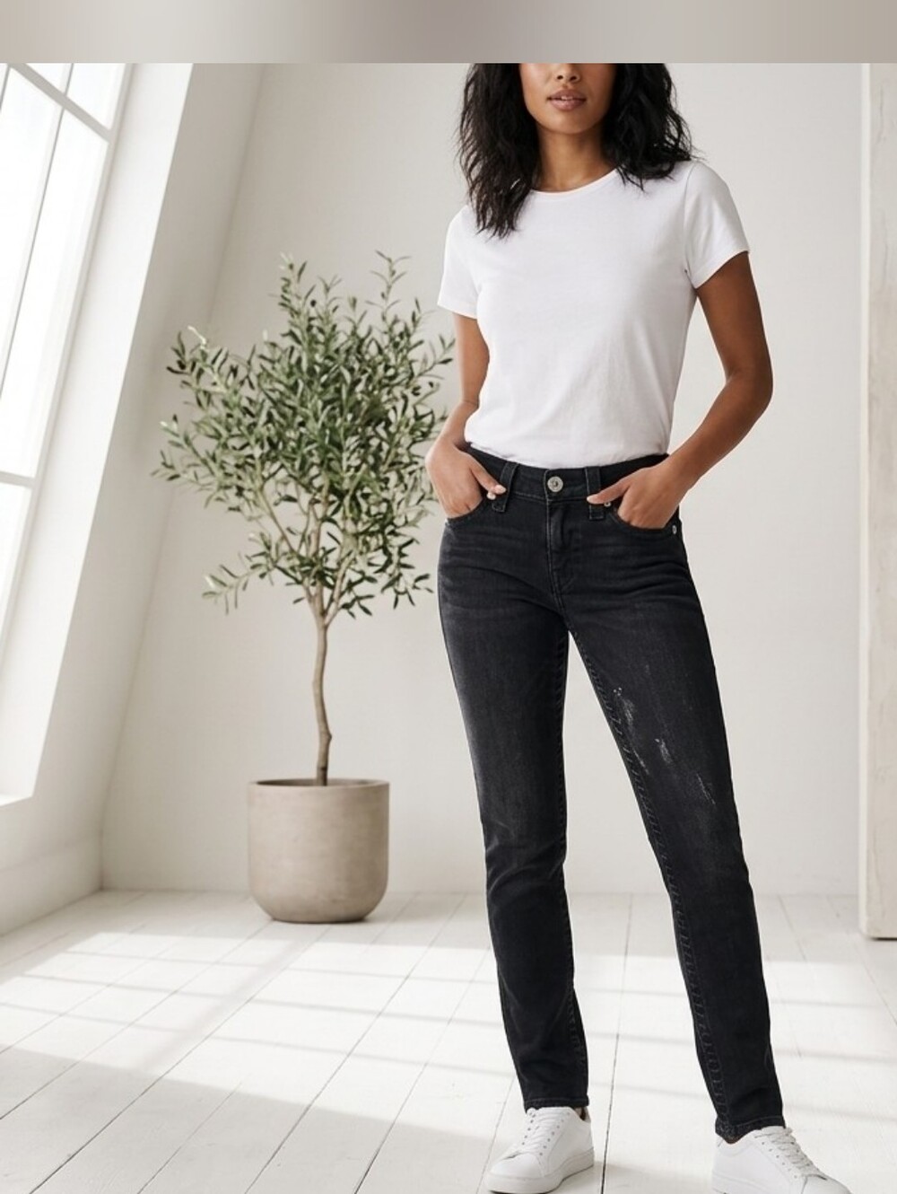 True Religion Women's Skinny Jeans in Black